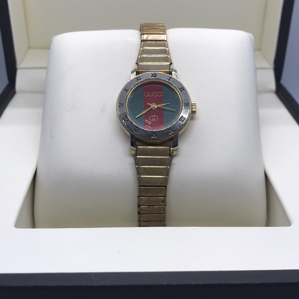 Gucci Watch Classic Stripes